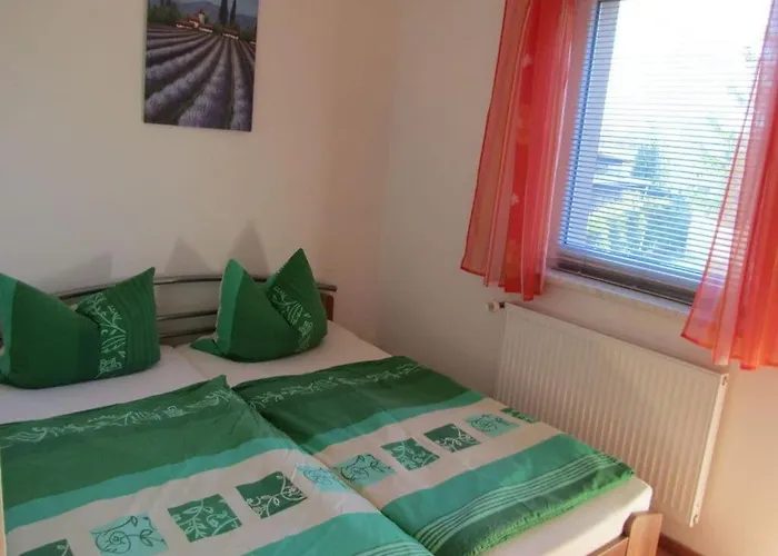 Bolliger Modern Retreat بيت للعطل Groß Schwansee