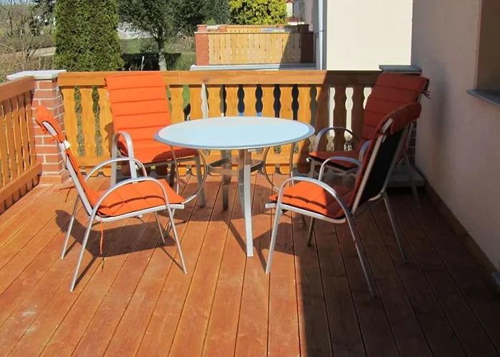 Bolliger Modern Retreat Groß Schwansee