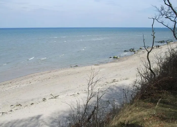 Bolliger Modern Retreat Groß Schwansee